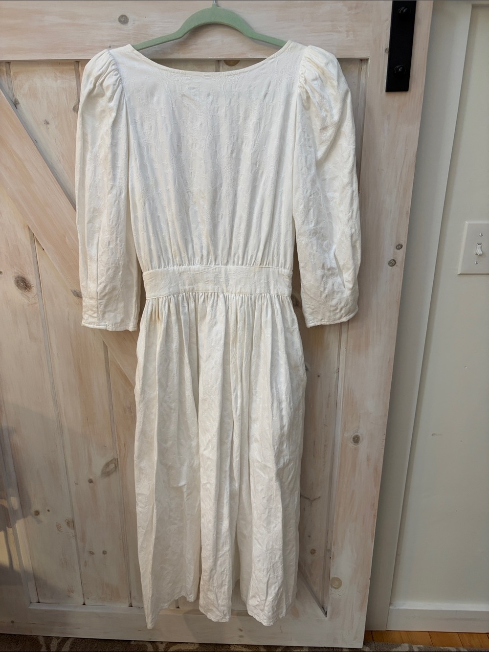 Eileen West Vintage Women's White Jacquard Dress